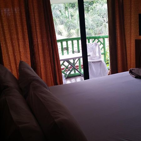Hotel Casa De Miguelitos Tagaytay City Exterior foto
